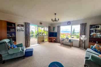 106 Regent Heights, Thames