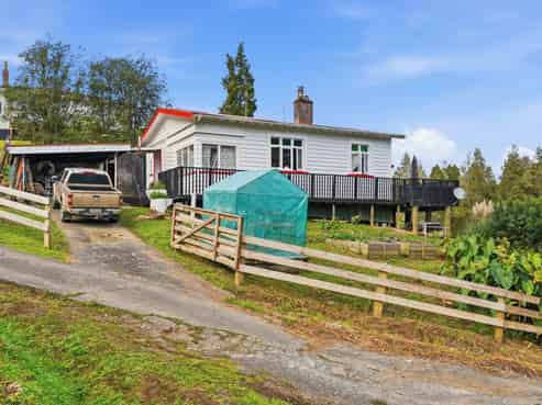 36A Takahue Saddle Road, Broadwood