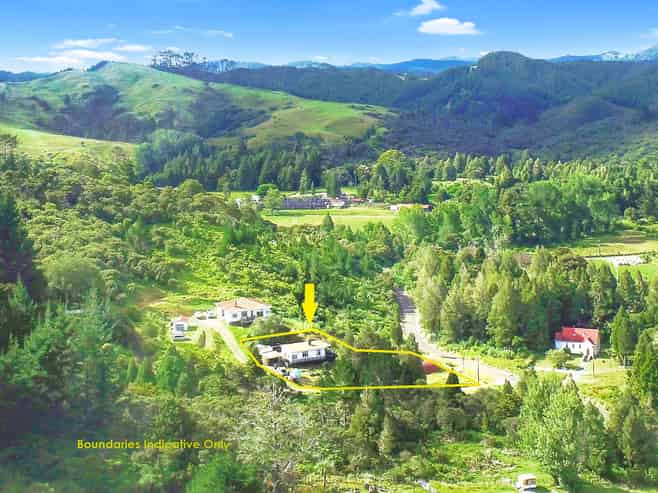 36A Takahue Saddle Road, Broadwood