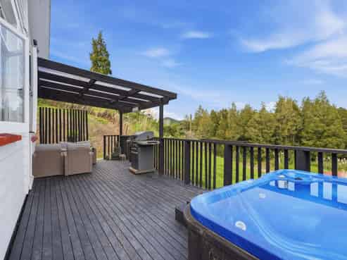 36A Takahue Saddle Road, Broadwood