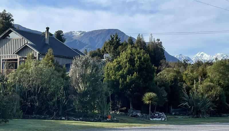 4667  Haast Highway, Bruce Bay