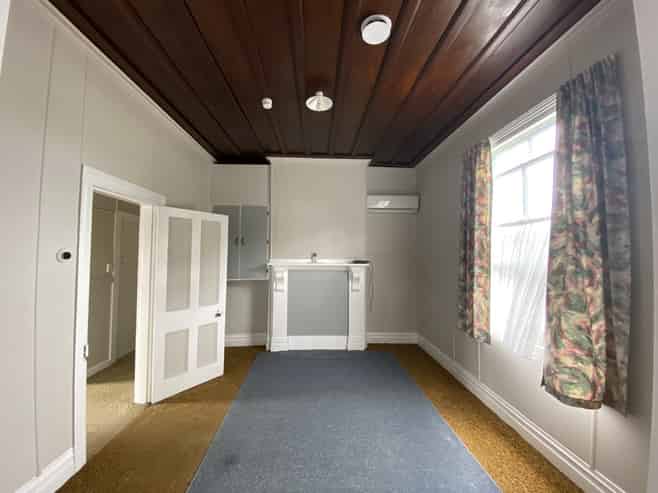 802a Outram Road, Akina