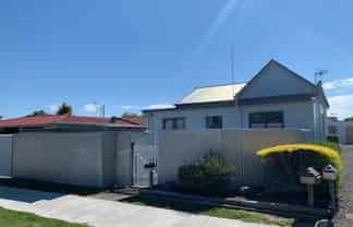 802a Outram Road, Akina