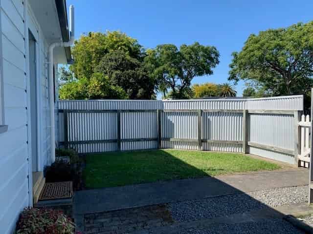 802a Outram Road, Akina