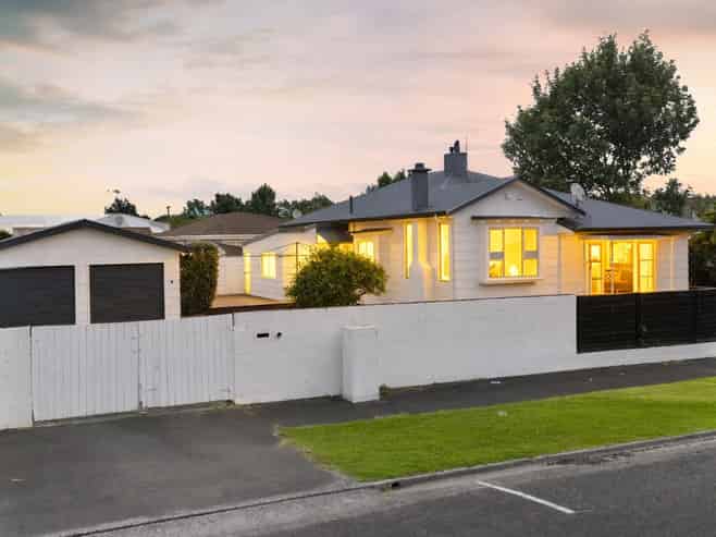 64 Cook Street, Hamilton East