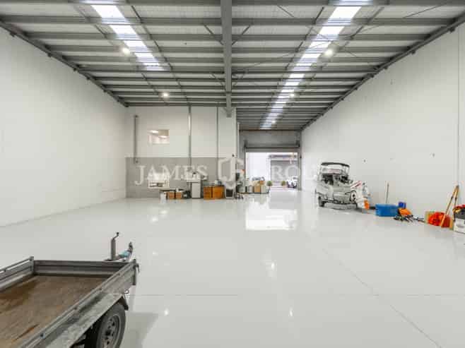 Rare Drive-Through Industrial | Ready To Go!