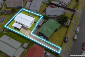 2/3 Volta Place, Clendon Park