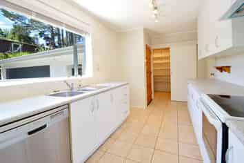 339 Whitford Road, Whitford