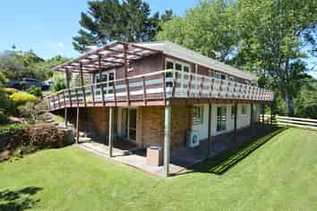 339 Whitford Road, Whitford