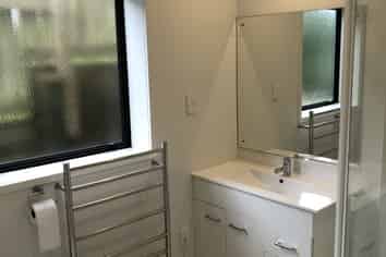 6 Sheridan Terrace, Johnsonville