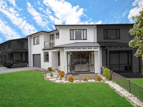 17/2 Armoy Drive, East Tamaki