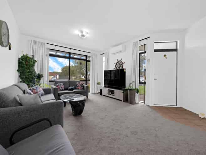 17/2 Armoy Drive, East Tamaki