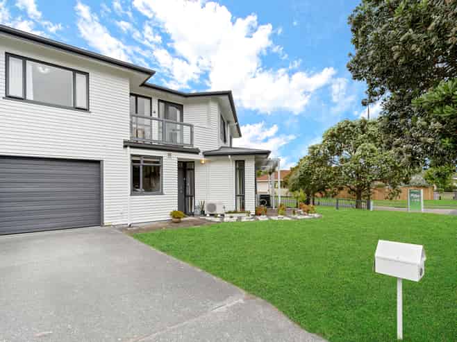 17/2 Armoy Drive, East Tamaki