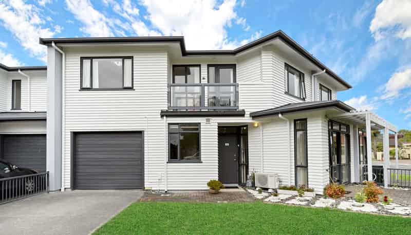 17/2 Armoy Drive, East Tamaki