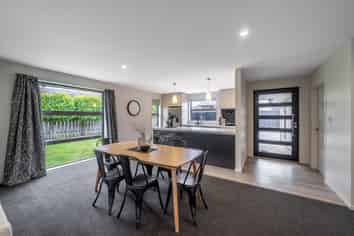 28 Perth Street, Windsor