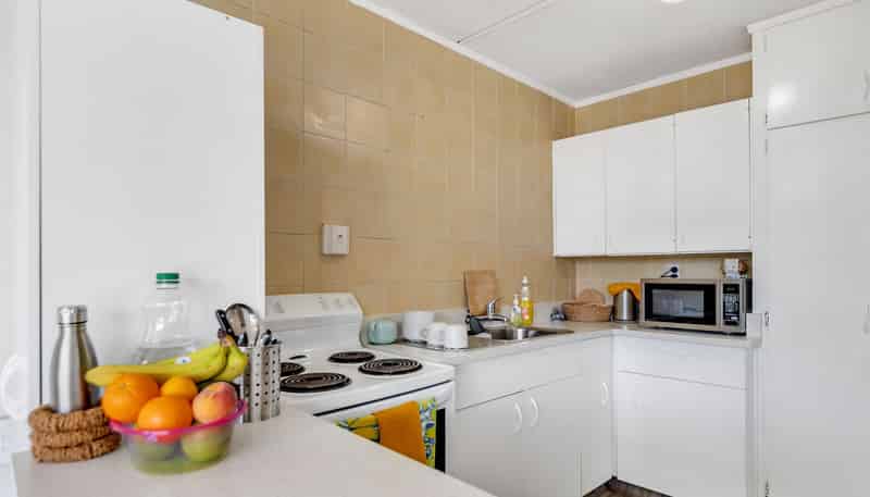 2/18 Carnot Street, Glenholme