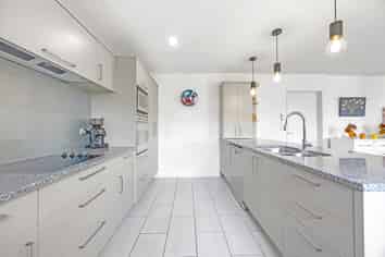 15 Cridland Place, Halswell