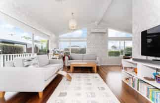 25A Waipani Road, Te Atatu Peninsula