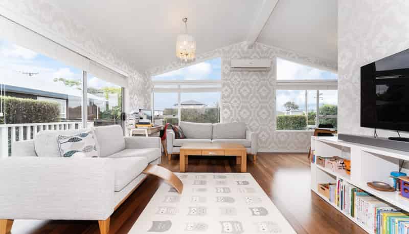 25A Waipani Road, Te Atatu Peninsula