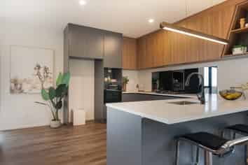 39C Target Road, Totara Vale