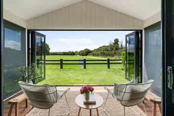 102/14 Terry Came Drive, Cambridge