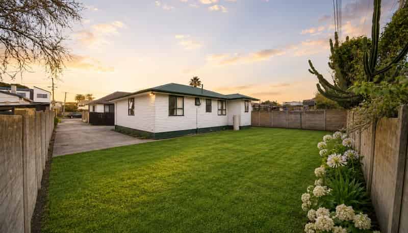 12a Everitt Road, Otara