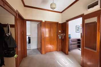 11 York Street, Strathern