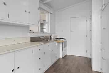 98 Grey Street, Hampstead