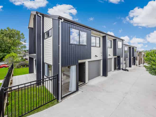 1/2 Wood Street, Papakura