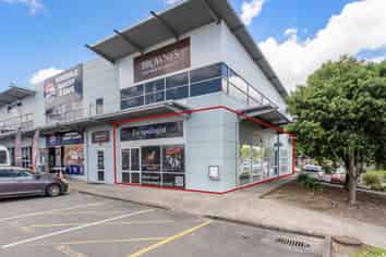 Ground floor retail / showroom / office