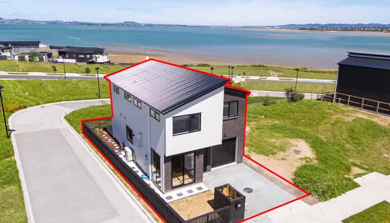 74 Picnic Point Road, Hobsonville
