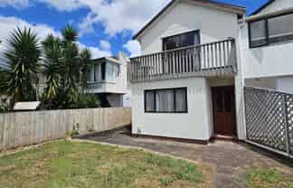 2/28 McClintock Street, Whau Valley