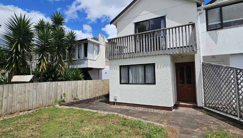 2/28 McClintock Street, Whau Valley