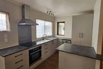 2/28 McClintock Street, Whau Valley