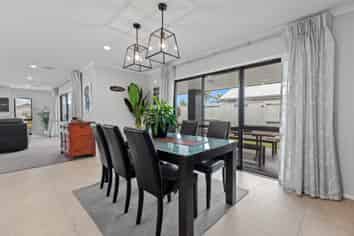 99 Palm Springs Boulevard, Papamoa