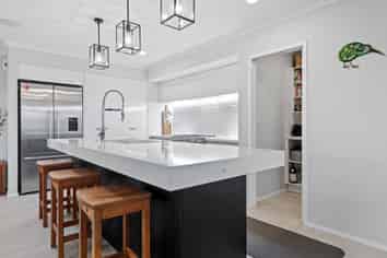 99 Palm Springs Boulevard, Papamoa