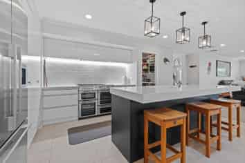 99 Palm Springs Boulevard, Papamoa