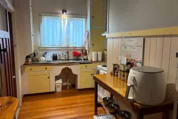 173 River Road, Hamilton East