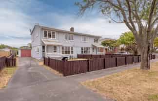 139 and 14 Hampshire Street, Aranui