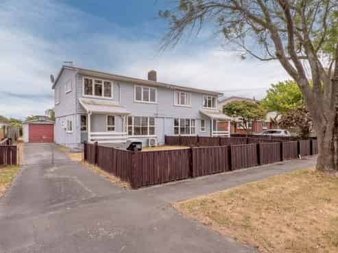 139 and 14 Hampshire Street, Aranui