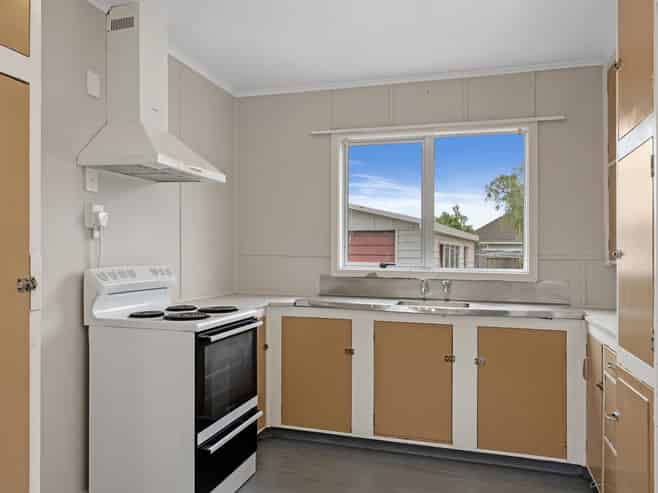 139 and 14 Hampshire Street, Aranui