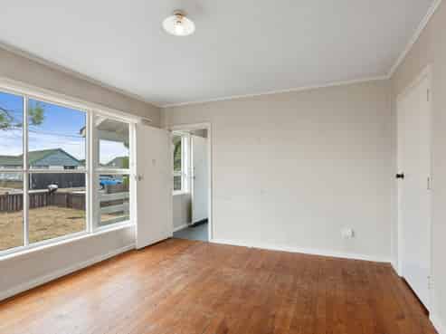 139 and 14 Hampshire Street, Aranui