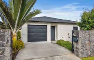 4B Lillian Place, Orewa