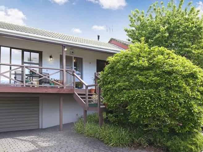 2/128 Barrack Road, Mount Wellington