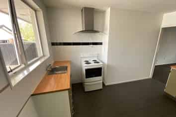 2/125 Geraldine Street, Edgeware