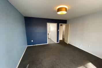 2/125 Geraldine Street, Edgeware