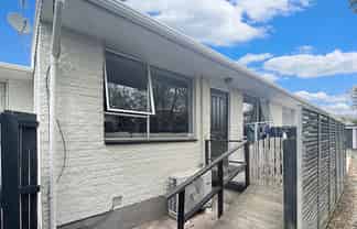 2/125 Geraldine Street, Edgeware