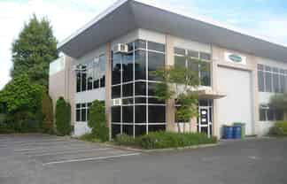 FOOD GRADE WAREHOUSE - 107M²
