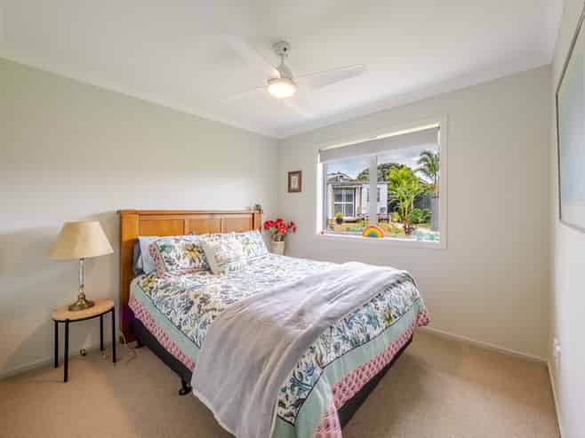 11 Pohutukawa Drive, Bay View