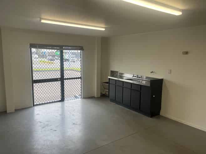 High Profile Frankton Workshop/Warehouse